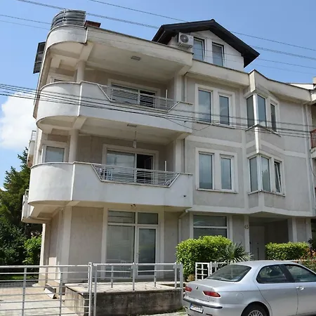 Apartment Mihail's In - 1 Ohrid
